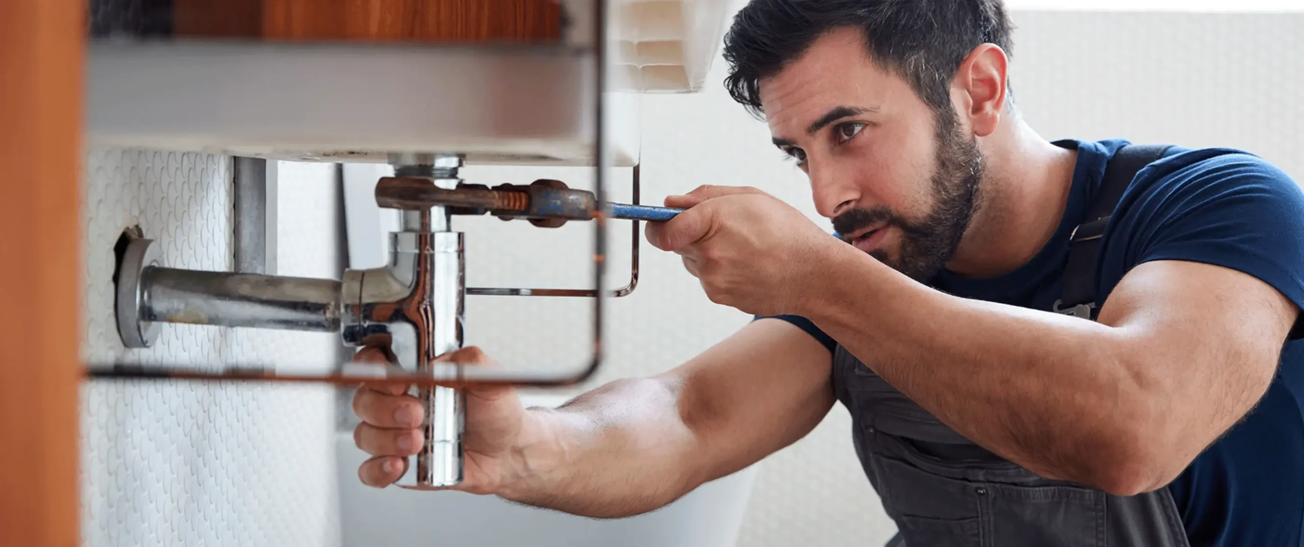 male_plumber_in Umeå